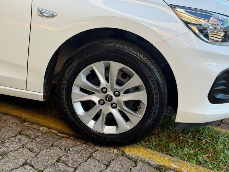 Chevrolet ONIX HATCH LTZ 1.0 12V TB Flex 5p Aut. 2023/2024 — foto 6
